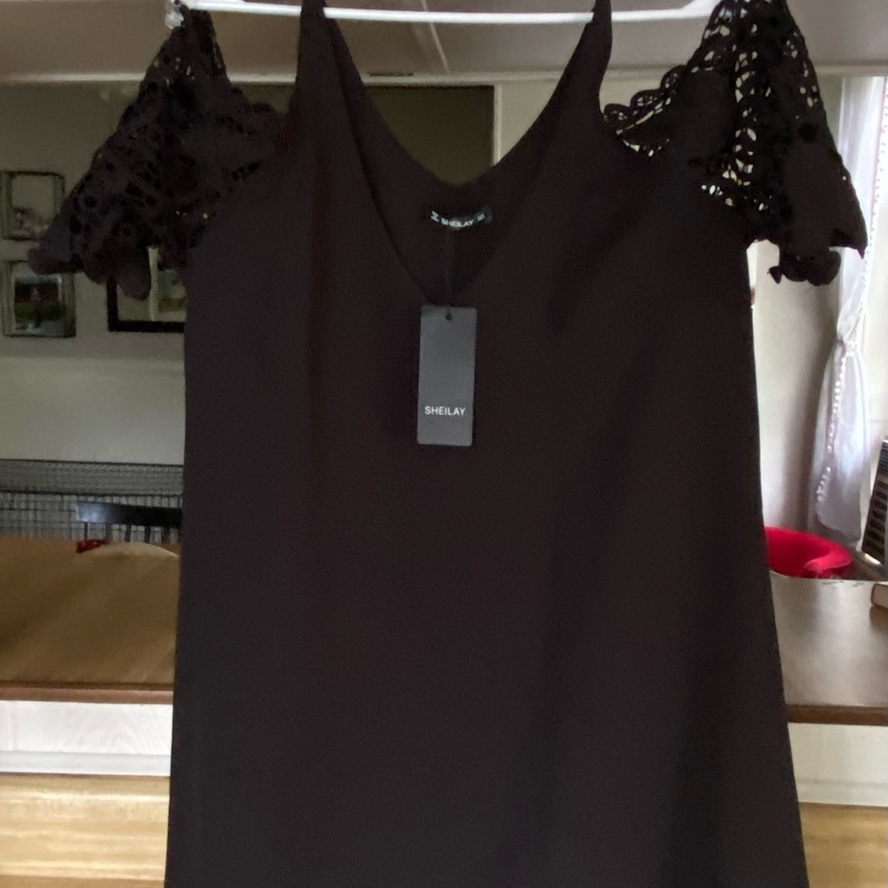 Sheilay Women’s Black dress.
